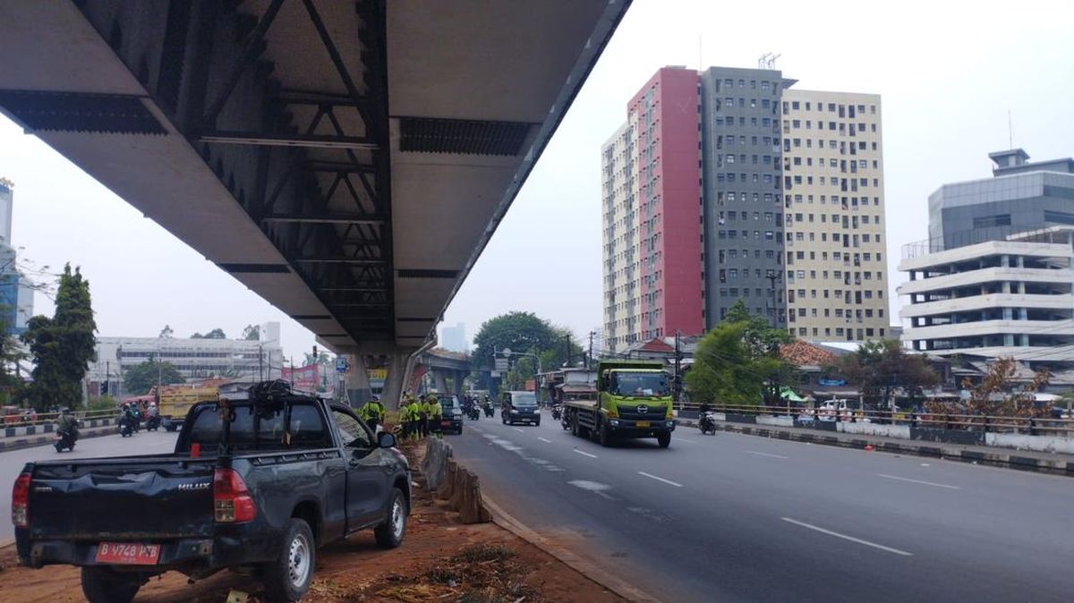 Kondisi Kolong Flyover Pesing Usai Barier Beton Cegah Pemotor Ngeyel Ditambah — NadiKabar.com