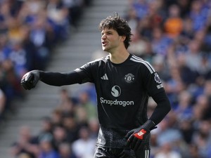 Disebut Bukan Kiper Kelas Atas, Lammens: Harus Kuat Mental