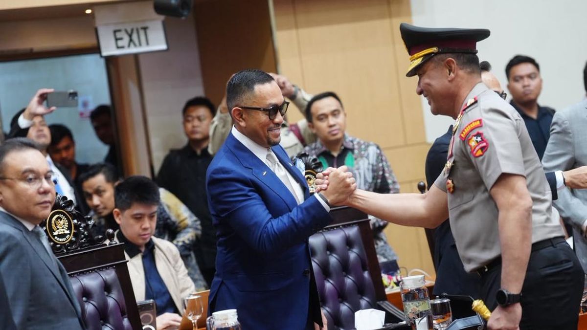 Ilustrasi berita Nasional: Sahroni Puji Kapolri Suyudi Berantas Narkoba Serentak di Seluruh Indonesia