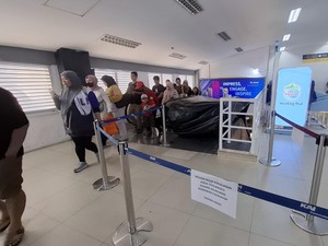 Eskalator Stasiun Duri Ditutup Terpal, Masih Diperbaiki Usai Insiden