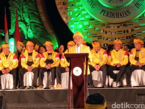 Bahlil Sesumbar Bawa 5 Menteri-2 Wamen ke Pelantikan Golkar Bali: Cetak Rekor
