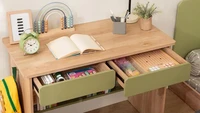 Kamar Anak Berantakan Terus? Meja Belajar dengan Laci dan Rak Ini Bisa Jadi Solusi