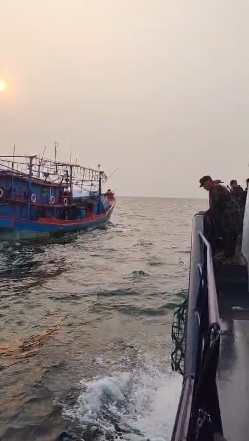 Kementerian Kelautan dan Perikanan (KKP) menangguhkan layanan operasional KM Maulana 23 setelah dugaan tindak kekerasan terhadap awak kapal perikanan (AKP) viral di media sosial. (Dok. Humas Kementerian Kelautan dan Perikanan)