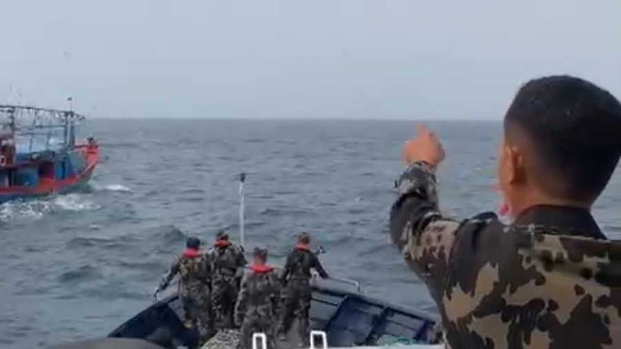 Kementerian Kelautan dan Perikanan (KKP) menangguhkan layanan operasional KM Maulana 23 setelah dugaan tindak kekerasan terhadap awak kapal perikanan (AKP) viral di media sosial. (Dok. Humas Kementerian Kelautan dan Perikanan)