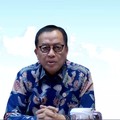 Kepala Eksekutif Pengawas Perbankan merangkap Anggota Dewan Komisioner Otoritas Jasa Keuangan (OJK), Dian Ediana Rae saat menyampaikan Konferensi Pers Asesmen Sektor Jasa Keuangan dan Kebijakan OJK Hasil RDKB September 2026. (Tangkapan Layar Youtube/