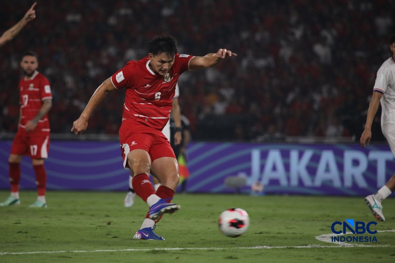 Laga Timnas Indonesia melawan Timnas Thailand pada babak Final dalam FIFA ASEAN CUP 2026 di Stadion Utama Gelora Bung Karno (SUGBK), Senayan, Jakarta, Senin (5/10/2026). (CNBC Indonesia/Faisal Rahman)