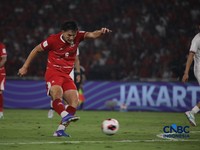 Laga Timnas Indonesia melawan Timnas Thailand pada babak Final dalam FIFA ASEAN CUP 2026 di Stadion Utama Gelora Bung Karno (SUGBK), Senayan, Jakarta, Senin (5/10/2026). (CNBC Indonesia/Faisal Rahman)