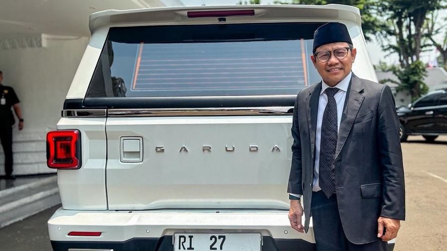 Menteri Koordinator Bidang Pemberdayaan Masyarakat (Menko PM), Muhaimin Iskandar mengunggah cerita kesan pertama kalinya saat berangkat bertugas dengan Maung Garuda, kendaraan dinas buatan PT Pindad.
