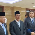 Menteri Pertanian Amran Sulaiman, bersama Wakil Menteri Pertanian Saleh Mustafa, dan Kepala Badan Gizi Nasional (BGN) Sudaryono di kantor Kementan, Jakarta, Senin (5/10/2026). (CNBC Indonesia/Martyasari Rizky)