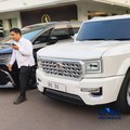 Mobil Maung MV3 Garuda Limousine terparkir di Istana Negara, Jakarta, Senin (5/10/2026). (CNBC Indonesia/Emir Yanwardhana)