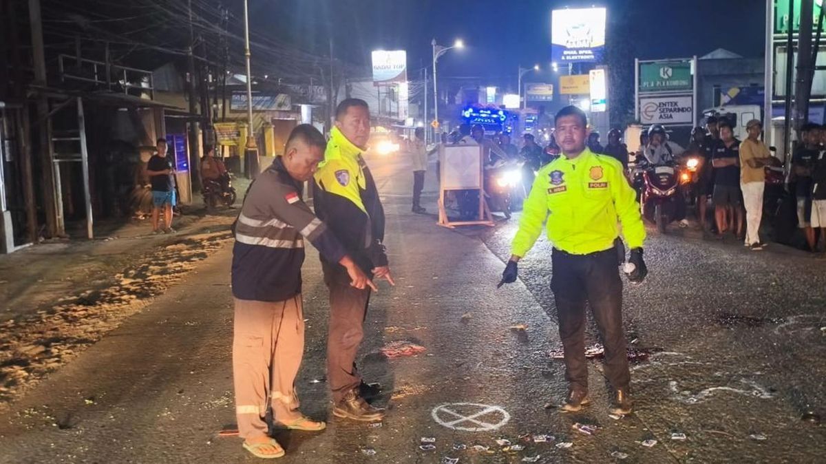 Motor Roda 3 Angkut 7 ABG saat Tabrakan Maut di Cileungsi Bogor — NadiKabar.com