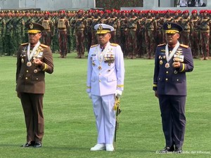 TNI Perkenalkan Pakaian Dinas Upacara Baru di HUT Ke-81, Terinspirasi Beskap