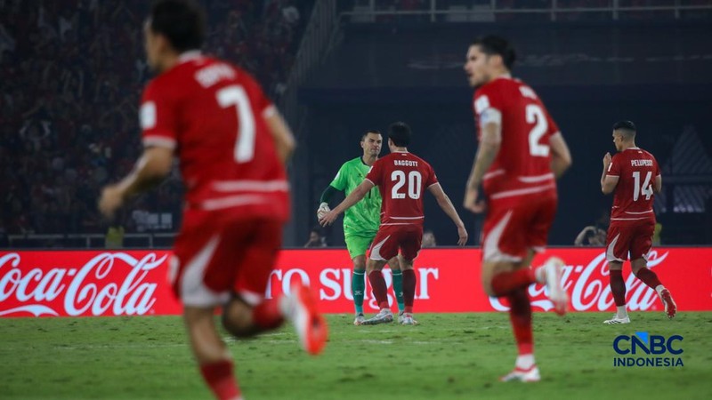 Pemain Timnas Indonesia Elkan Baggott melakukan selebras usai mencetak gol ke gawang Timnas Thailand pada babak Final dalam FIFA ASEAN CUP 2026 di Stadion Utama Gelora Bung Karno (SUGBK), Senayan, Jakarta, Senin (5/10/2026).