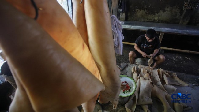 Penampakan Kerupuk Kulit Made in Pancoran, Tembus Pasar Inggris-Saudi