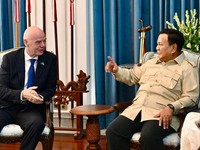 Presiden Prabowo Subianto menerima kunjungan Presiden FIFA Gianni Infantino di Istana Kepresidenan Jakarta, Senin (5/10/2026). (Instagram/gianni_infantino)
