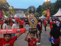 Suasana Stadion Utama Gelora Bung Karno (SUGBK), Senayan, Jakarta yang mulai dipadati suporter Timnas Indonesia, Senin (5/10/2026).(CNBC Indonesia/Faisal Rahman)