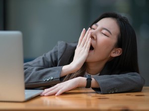 Merasa Ngantuk Padahal Waktu Tidur Tercukupi, Ini Penyebabnya