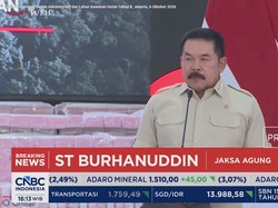 Jaksa Agung 'Pamer" Tumpukan Uang Hasil Sitaan Satgas PKH ke Prabowo