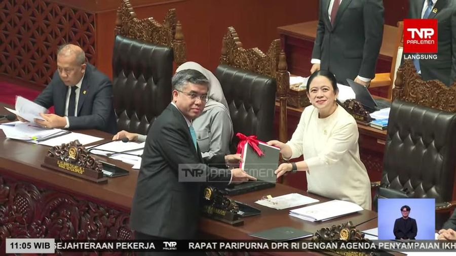 RUU Perlindungan Ketenagakerjaan sah ditetapkan sebagai Undang-Undang dalam dalam Rapat Paripurna DPR RI, Selasa (6/10/2026). (Tangkapan Layar Youtube/TVR Parlemen)