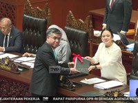 RUU Perlindungan Ketenagakerjaan sah ditetapkan sebagai Undang-Undang dalam dalam Rapat Paripurna DPR RI, Selasa (6/10/2026). (Tangkapan Layar Youtube/TVR Parlemen)