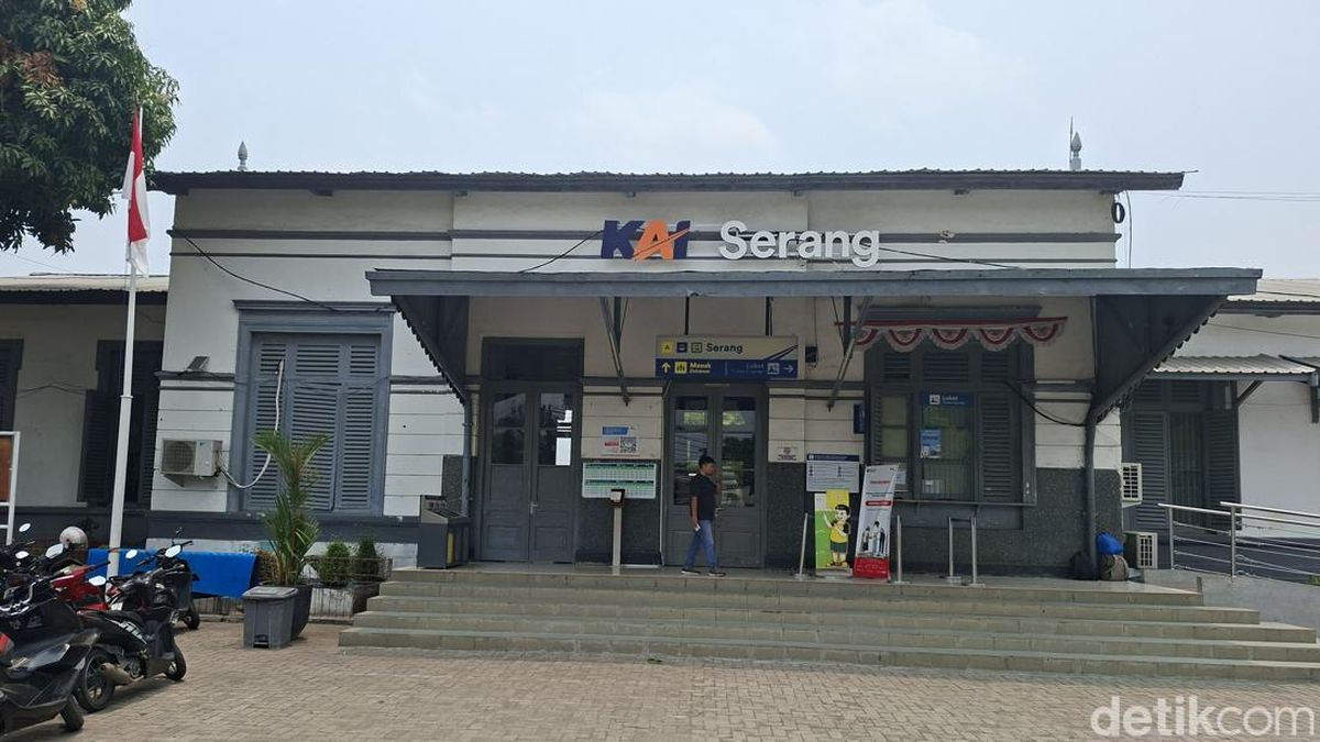Warga Senang Rencana KRL Sampai Serang, Harap Tak Lagi Lama Tunggu Kereta — NadiKabar.com