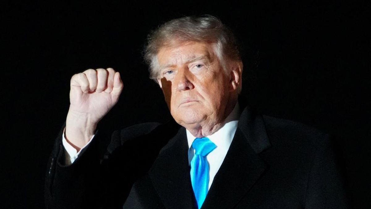 Trump Ungkap Alasan Tarik Semua Pesawat Pengebom AS dari Pangkalan Inggris — NadiKabar.com
