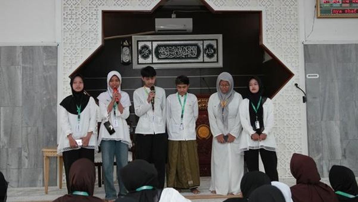 Ilustrasi berita Nasional: Yayasan Al Qohhar Santuni 1.232 Anak Yatim dan Piatu di Depok