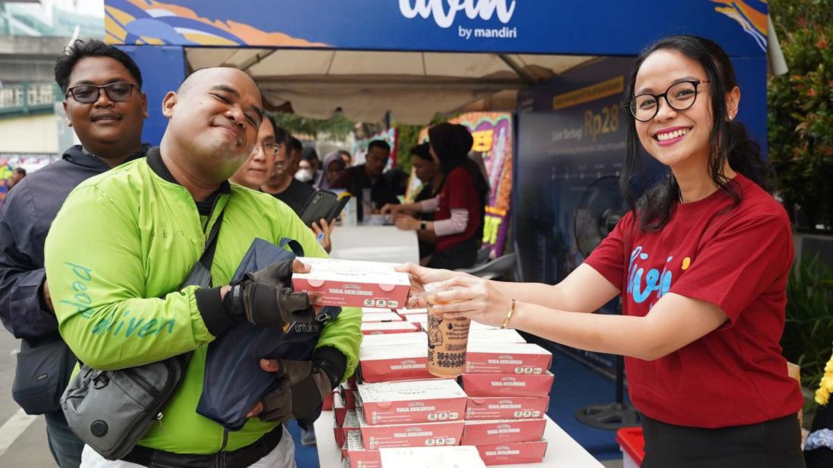 Bank Mandiri Beri 280 Paket Makanan untuk Pekerja Rentan di 12 Wilayah — NadiKabar.com