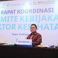 Kepala Badan Pengawas Obat dan Makanan Taruna Ikrar menghadiri Rapat Koordinasi Komite Kebijakan Sektor Kesehatan di Bogor, Jawa Barat, Selasa (6/10/2026). (Dok. BPOM)