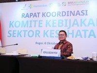 Kepala Badan Pengawas Obat dan Makanan Taruna Ikrar menghadiri Rapat Koordinasi Komite Kebijakan Sektor Kesehatan di Bogor, Jawa Barat, Selasa (6/10/2026). (Dok. BPOM)