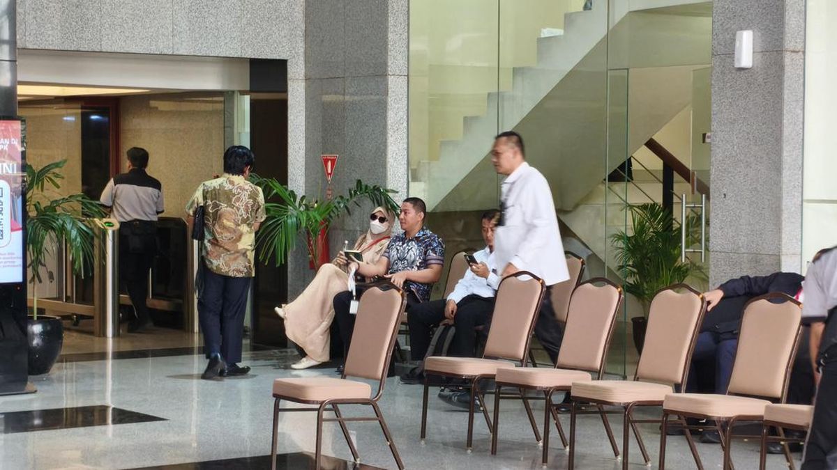 KPK Periksa Eks Bupati Kukar Rita Widyasari Tersangka Kasus TPPU — NadiKabar.com