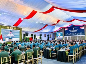 Kumpulkan Perwira TNI-Polri, Prabowo Tekankan Kekompakan dan Kesiapsiagaan