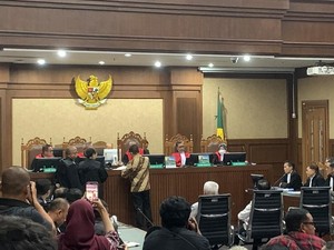 Febrie Adriansyah Tanda Tangani Pakta Integritas soal Tak Beri Uang ke Hakim