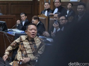 Jaksa Ungkap Kode Kue untuk Setoran Rp 20 M ke Eks Jampidsus Febrie