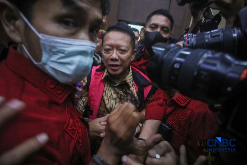Terdakwa dugaan korupsi dan tindak pidana pencucian uang (TPPU) yang merupakan mantan Jaksa Agung Muda Tindak Pidana Khusus (Jampidsus) Kejaksaan Agung, Febrie Adriansyah saat menjalni sidang dengan agenda pembacaan dakwaan di Pengadilan Tipikor, Jakarta, Rabu (7/10/2026). (CNBC Indonesia/Faisal Rahman)