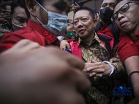 Terdakwa dugaan korupsi dan tindak pidana pencucian uang (TPPU) yang merupakan mantan Jaksa Agung Muda Tindak Pidana Khusus (Jampidsus) Kejaksaan Agung, Febrie Adriansyah tiba di Pengadilan Tipikor, Jakarta, Rabu (7/10/2026). (CNBC Indonesia/Faisal R