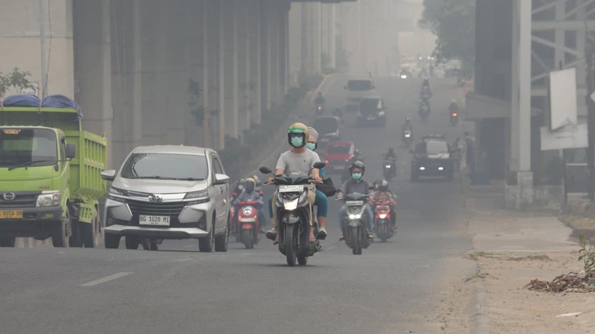 Dokter Ungkap Dampak Kabut Asap Bisa Picu Peradangan Mata