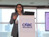 CEO of Icon Cancer Centre ASEAN, Serena Wee menyampaikan pemaparannya dalam acara Health Summit 2026 hadir dengan tema "The Rising of Indonesia's Healthcare Investment" di Menara Bank Mega, Jakarta, Kamis (8/10/2026). (CNBC Indonesia/Faisal Rahman)