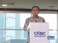 Deputi Bidang Promosi Penanaman Modal, Kementerian Investasi dan Hilirisasi/BKPM Nurul Ichwan menyampaikan pemaparannya dalam acara Health Summit 2026 hadir dengan tema "The Rising of Indonesia's Healthcare Investment" di Menara Bank Mega, Jakarta, K
