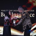 Director Distribution PT Asuransi Jiwa Manulife Indonesia Syariah (Manulife Syariah Indonesia), Shafira Bawazier menerima penghargaan Best Sharia Life Insurance dalam acara Road To CNBC Indonesia Awards 2026 kategori Best Insurance di Jakarta, Kamis