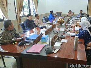 Guru PAUD Indramayu Menanti Insentif