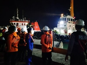 Kapal Kargo Muat Semen di Perairan Tuban Tenggelam Usai Tabrak Tongkang