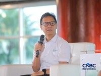 Menteri Kesehatan RI Budi Gunadi Sadikin menyampaikan pemaparannya dalam acara Health Summit 2026 hadir dengan tema "The Rising of Indonesia's Healthcare Investment" di Menara Bank Mega, Jakarta, Kamis (8/10/2026). (CNBC Indonesia/Faisal Rahman)