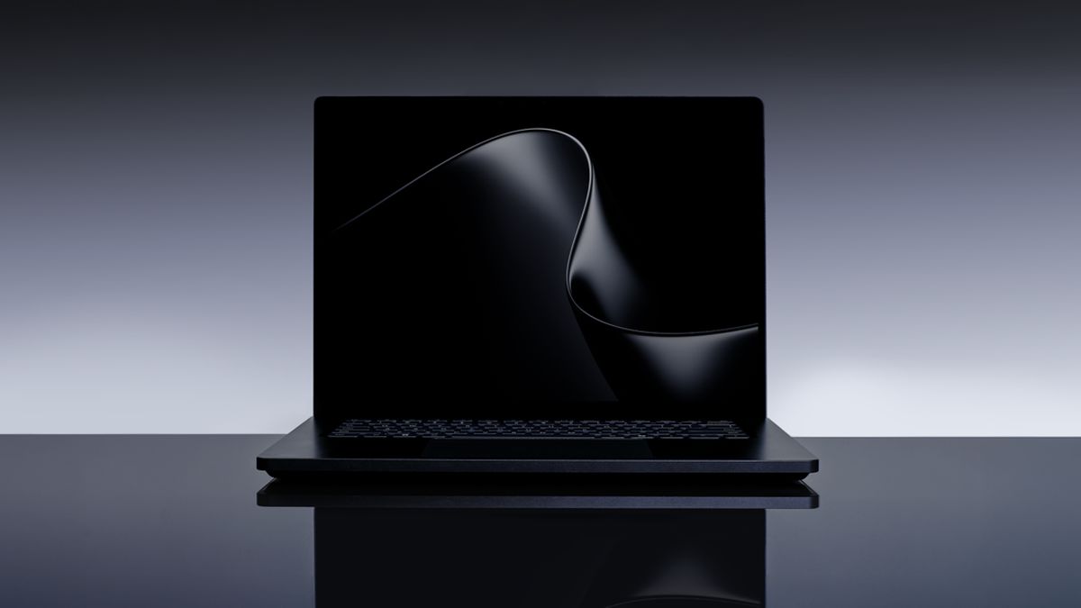 Microsoft Surface Laptop Ultra Pakai Nvidia RTX Spark, Lawan MacBook Pro M5 — NadiKabar.com