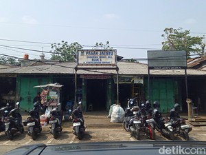 Pasar Jatayu Bandung: Dari Loak Barang Antik Internasional Jadi Pusat Onderdil