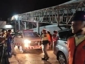 Perwira Kapal Hilang Saat KM Kargo Muat Semen Tenggelam di Tuban