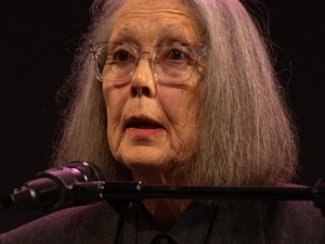 Komite Nobel Sastra: Gak Ada yang Menulis Seperti Anne Carson
