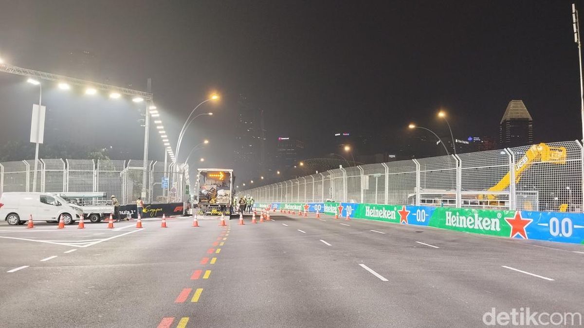 Ilustrasi berita Teknologi: Teknologi Canggih Lampu LED Phillips untuk Race Malam di F1 GP Singapura
