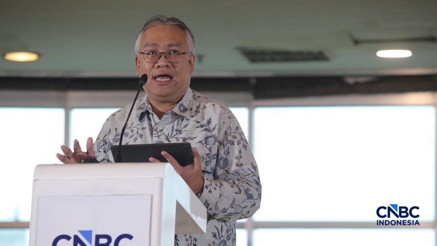 President & Managing Director OCS Indonesia and President of Indonesia Chapter of IFMA Yohanes, Jeffry Johary menyampaikan pemaparannya dalam acara Health Summit 2026 hadir dengan tema "The Rising of Indonesia's Healthcare Investment" di Menara Bank