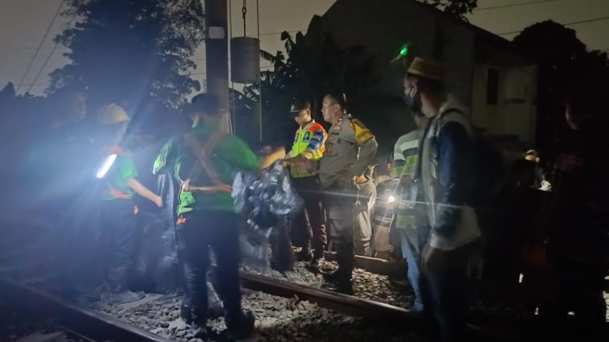 Pria Tewas Tertabrak KRL di Ciputat, Diduga Sedang Bikin Konten — NadiKabar.com